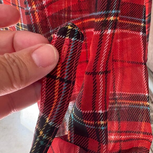 Decree Red Plaid Button Up Shirt Size Large Lightweight Long Sleeve Top - Picture 4 of 8